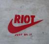 Riot !