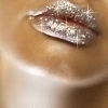 Glitter kiss